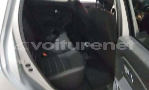 Buy Used Dacia Duster Silver Car in ar-Ribat in Rabat-Sale-Zammour-Zaer Buy Used Dacia Duster Silver Car in ar-Ribat in Rabat-Sale-Zammour-Zaer