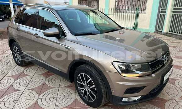 Buy Used Volkswagen Tiguan Silver Car in ar-Ribat in Rabat-Sale-Zammour-Zaer Buy Used Volkswagen Tiguan Silver Car in ar-Ribat in Rabat-Sale-Zammour-Zaer