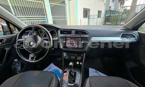 Buy Used Volkswagen Tiguan Silver Car in ar-Ribat in Rabat-Sale-Zammour-Zaer Buy Used Volkswagen Tiguan Silver Car in ar-Ribat in Rabat-Sale-Zammour-Zaer