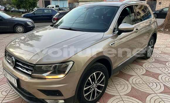 Buy Used Volkswagen Tiguan Silver Car in ar-Ribat in Rabat-Sale-Zammour-Zaer Buy Used Volkswagen Tiguan Silver Car in ar-Ribat in Rabat-Sale-Zammour-Zaer