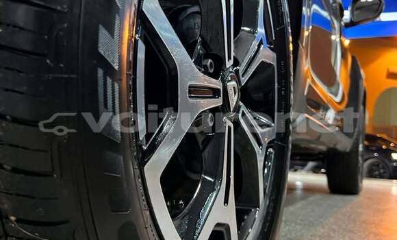 Buy Used Dacia Duster Silver Car in ar-Ribat in Rabat-Sale-Zammour-Zaer Buy Used Dacia Duster Silver Car in ar-Ribat in Rabat-Sale-Zammour-Zaer