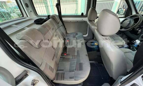 Buy Used Renault Kangoo White Car in ar-Ribat in Rabat-Sale-Zammour-Zaer Buy Used Renault Kangoo White Car in ar-Ribat in Rabat-Sale-Zammour-Zaer