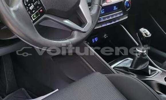 Buy Used Hyundai Tucson Black Car in ar-Ribat in Rabat-Sale-Zammour-Zaer Buy Used Hyundai Tucson Black Car in ar-Ribat in Rabat-Sale-Zammour-Zaer