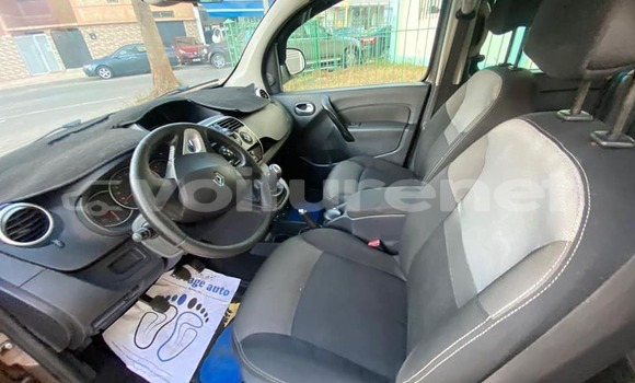 Buy Used Renault Kangoo Silver Car in ar-Ribat in Rabat-Sale-Zammour-Zaer Buy Used Renault Kangoo Silver Car in ar-Ribat in Rabat-Sale-Zammour-Zaer