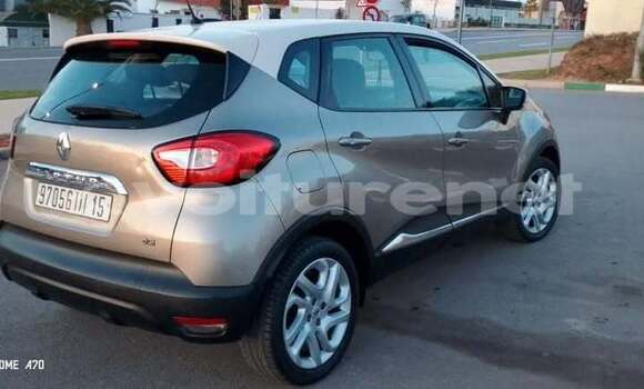 Buy Used Renault Captur Silver Car in ar-Ribat in Rabat-Sale-Zammour-Zaer Buy Used Renault Captur Silver Car in ar-Ribat in Rabat-Sale-Zammour-Zaer