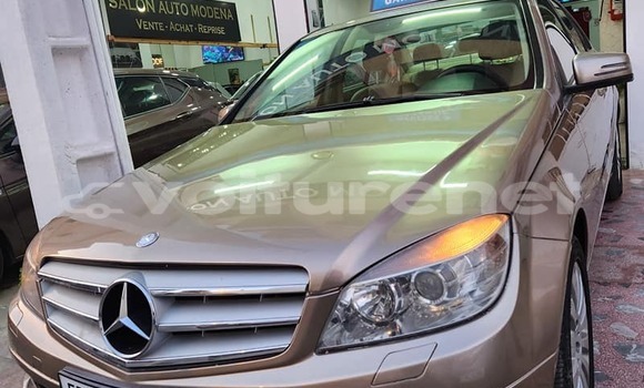 Buy Used Mercedes-Benz C-klasse Silver Car in ar-Ribat in Rabat-Sale-Zammour-Zaer Buy Used Mercedes-Benz C-klasse Silver Car in ar-Ribat in Rabat-Sale-Zammour-Zaer