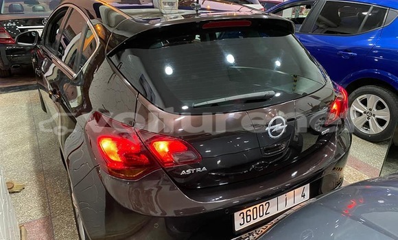 Buy Used Opel Astra Black Car in ar-Ribat in Rabat-Sale-Zammour-Zaer Buy Used Opel Astra Black Car in ar-Ribat in Rabat-Sale-Zammour-Zaer