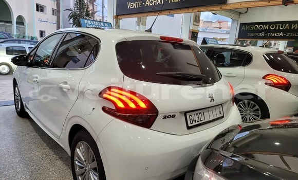 Buy Used Peugeot 208 White Car in ar-Ribat in Rabat-Sale-Zammour-Zaer Buy Used Peugeot 208 White Car in ar-Ribat in Rabat-Sale-Zammour-Zaer