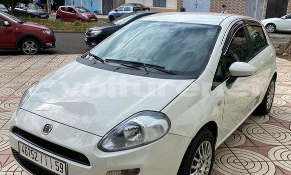 Buy Used Fiat Punto White Car in ar-Ribat in Rabat-Sale-Zammour-Zaer Buy Used Fiat Punto White Car in ar-Ribat in Rabat-Sale-Zammour-Zaer