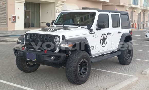Buy Used Jeep Wrangler White Car in ar-Ribat in Rabat-Sale-Zammour-Zaer Buy Used Jeep Wrangler White Car in ar-Ribat in Rabat-Sale-Zammour-Zaer