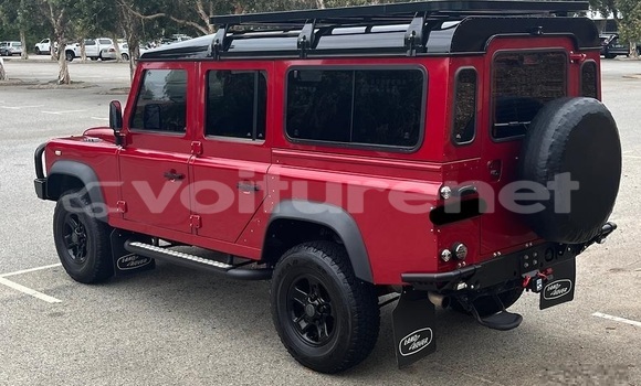 Buy Used Land Rover Defender Red Car in ar-Ribat in Rabat-Sale-Zammour-Zaer Buy Used Land Rover Defender Red Car in ar-Ribat in Rabat-Sale-Zammour-Zaer
