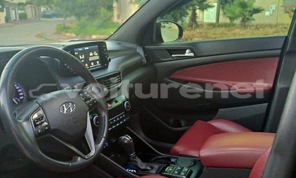 Acheter Occasion Voiture Hyundai Tucson Noir à ad-Dar-al-Bayda, Casablanca Acheter Occasion Voiture Hyundai Tucson Noir à ad-Dar-al-Bayda, Casablanca