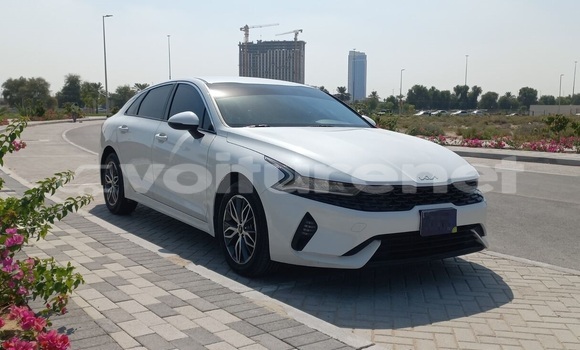 Acheter Occasion Voiture Kia K5 White à ar-Ribat, Rabat-Sale-Zammour-Zaer Acheter Occasion Voiture Kia K5 White à ar-Ribat, Rabat-Sale-Zammour-Zaer