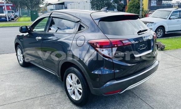 Acheter Occasion Voiture Honda Vezel Black à Bin Ansar, Oriental Acheter Occasion Voiture Honda Vezel Black à Bin Ansar, Oriental