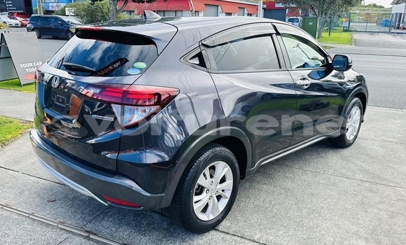 Acheter Occasion Voiture Honda Vezel Black à Bin Ansar, Oriental Acheter Occasion Voiture Honda Vezel Black à Bin Ansar, Oriental