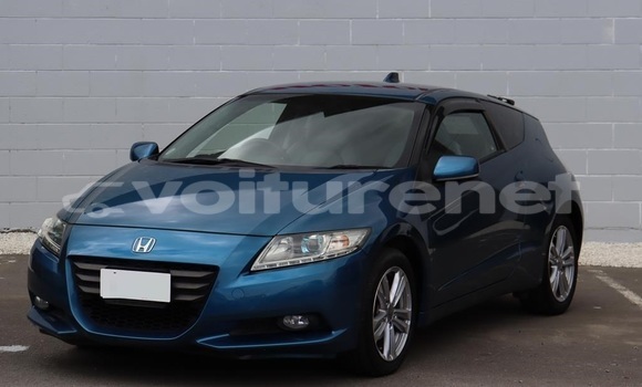 Buy Used Honda CR-Z Blue Car in ar-Ribat in Rabat-Sale-Zammour-Zaer Buy Used Honda CR-Z Blue Car in ar-Ribat in Rabat-Sale-Zammour-Zaer