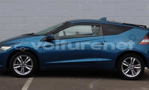 Buy Used Honda CR-Z Blue Car in ar-Ribat in Rabat-Sale-Zammour-Zaer Buy Used Honda CR-Z Blue Car in ar-Ribat in Rabat-Sale-Zammour-Zaer