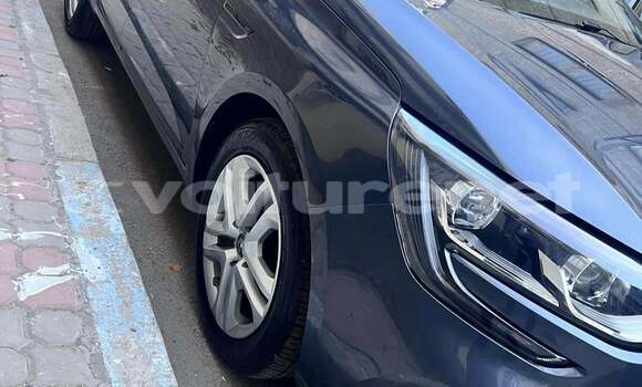 Buy Used Renault Megane Other Car in ar-Ribat in Rabat-Sale-Zammour-Zaer Buy Used Renault Megane Other Car in ar-Ribat in Rabat-Sale-Zammour-Zaer