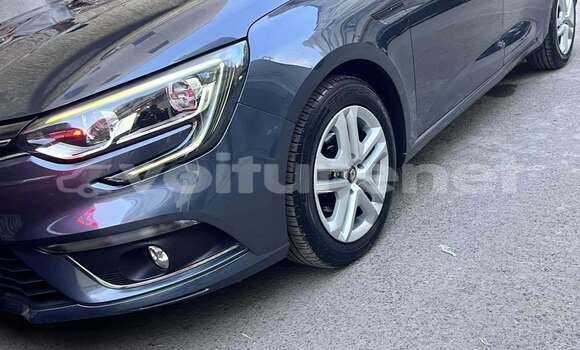 Buy Used Renault Megane Other Car in ar-Ribat in Rabat-Sale-Zammour-Zaer Buy Used Renault Megane Other Car in ar-Ribat in Rabat-Sale-Zammour-Zaer