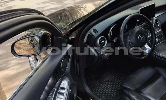 Buy Used Mercedes-Benz Classe c Black Car in ar-Ribat in Rabat-Sale-Zammour-Zaer Buy Used Mercedes-Benz Classe c Black Car in ar-Ribat in Rabat-Sale-Zammour-Zaer