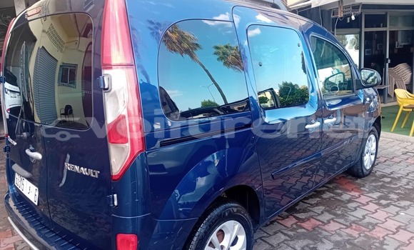 Buy Used Renault Kangoo Blue Car in ar-Ribat in Rabat-Sale-Zammour-Zaer Buy Used Renault Kangoo Blue Car in ar-Ribat in Rabat-Sale-Zammour-Zaer