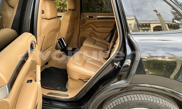 Acheter Occasion Voiture Porsche Cayenne Black à ar-Ribat, Rabat-Sale-Zammour-Zaer Acheter Occasion Voiture Porsche Cayenne Black à ar-Ribat, Rabat-Sale-Zammour-Zaer