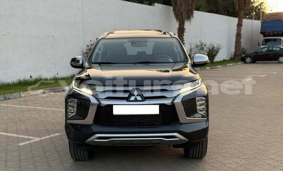 اشتري مستعمل Mitsubishi Pajero Other سيارة في ar-Ribat في Rabat-Sale-Zammour-Zaer