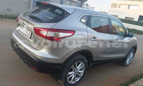 Acheter Occasion Voiture Nissan Qashqai Autre à ar-Ribat, Rabat-Sale-Zammour-Zaer Acheter Occasion Voiture Nissan Qashqai Autre à ar-Ribat, Rabat-Sale-Zammour-Zaer