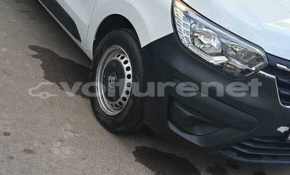 اشتري مستعمل Renault Express authentic White سيارة في ar-Ribat في Rabat-Sale-Zammour-Zaer اشتري مستعمل Renault Express authentic White سيارة في ar-Ribat في Rabat-Sale-Zammour-Zaer