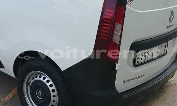 اشتري مستعمل Renault Express authentic White سيارة في ar-Ribat في Rabat-Sale-Zammour-Zaer اشتري مستعمل Renault Express authentic White سيارة في ar-Ribat في Rabat-Sale-Zammour-Zaer