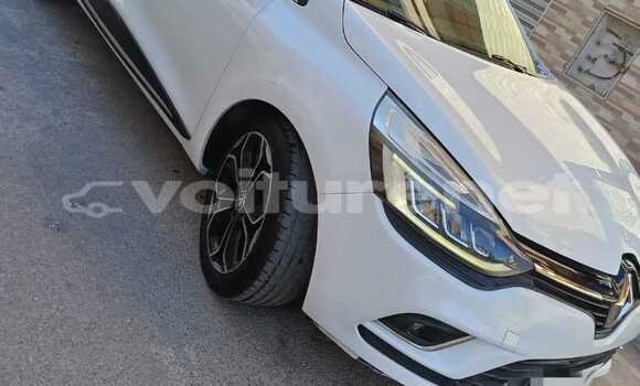 اشتري مستعمل Renault Clio White سيارة في ar-Ribat في Rabat-Sale-Zammour-Zaer اشتري مستعمل Renault Clio White سيارة في ar-Ribat في Rabat-Sale-Zammour-Zaer