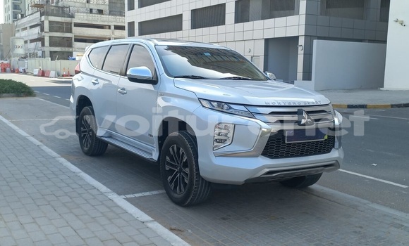 Buy Used Mitsubishi Montero Sport White Car in ar-Ribat in Rabat-Sale-Zammour-Zaer Buy Used Mitsubishi Montero Sport White Car in ar-Ribat in Rabat-Sale-Zammour-Zaer