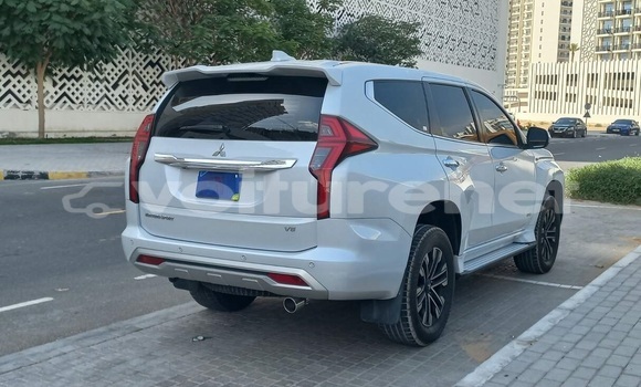 Buy Used Mitsubishi Montero Sport White Car in ar-Ribat in Rabat-Sale-Zammour-Zaer Buy Used Mitsubishi Montero Sport White Car in ar-Ribat in Rabat-Sale-Zammour-Zaer