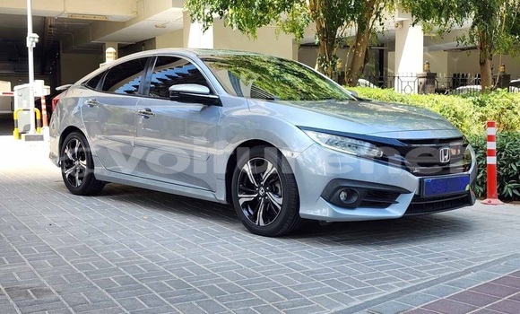 Buy Used Honda Civic White Car in ar-Ribat in Rabat-Sale-Zammour-Zaer Buy Used Honda Civic White Car in ar-Ribat in Rabat-Sale-Zammour-Zaer
