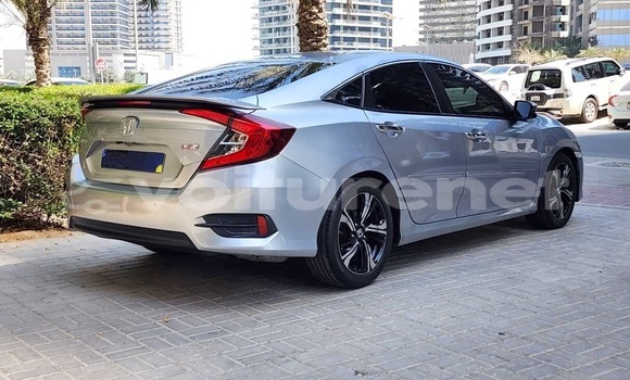 Buy Used Honda Civic White Car in ar-Ribat in Rabat-Sale-Zammour-Zaer Buy Used Honda Civic White Car in ar-Ribat in Rabat-Sale-Zammour-Zaer