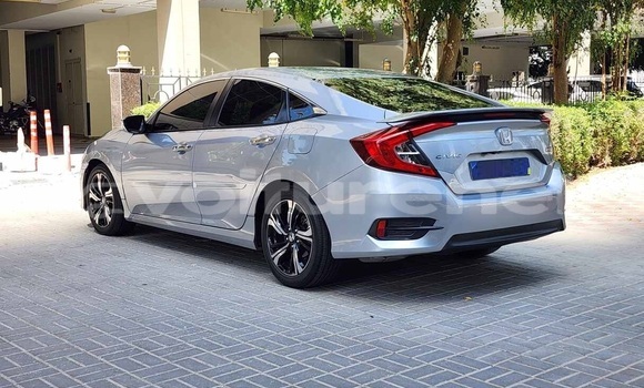 Buy Used Honda Civic White Car in ar-Ribat in Rabat-Sale-Zammour-Zaer Buy Used Honda Civic White Car in ar-Ribat in Rabat-Sale-Zammour-Zaer