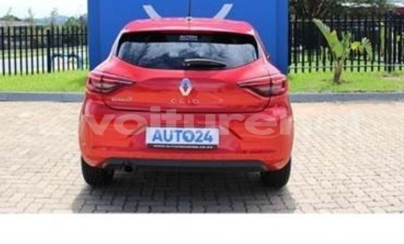 Buy Used Renault Clio Red Car in an-Nadur in Oriental Buy Used Renault Clio Red Car in an-Nadur in Oriental