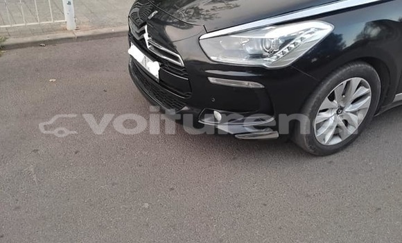 Acheter Occasion Voiture Citroen DS5 Noir à ad-Dar-al-Bayda, Casablanca Acheter Occasion Voiture Citroen DS5 Noir à ad-Dar-al-Bayda, Casablanca