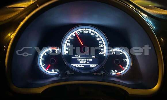 اشتري مستعمل Volkswagen Beetle White سيارة في ar-Ribat في Rabat-Sale-Zammour-Zaer اشتري مستعمل Volkswagen Beetle White سيارة في ar-Ribat في Rabat-Sale-Zammour-Zaer