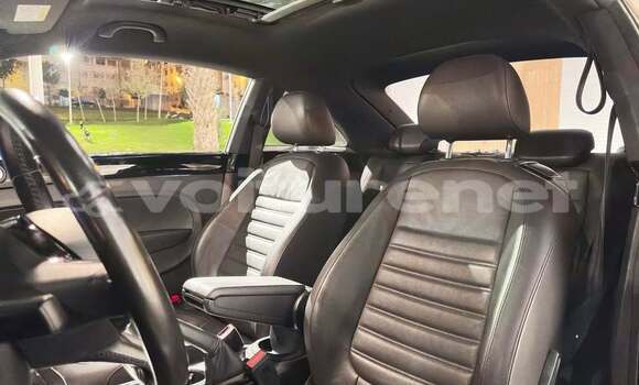 اشتري مستعمل Volkswagen Beetle White سيارة في ar-Ribat في Rabat-Sale-Zammour-Zaer اشتري مستعمل Volkswagen Beetle White سيارة في ar-Ribat في Rabat-Sale-Zammour-Zaer