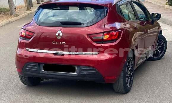 Buy Used Renault Clio Red Car in ar-Ribat in Rabat-Sale-Zammour-Zaer Buy Used Renault Clio Red Car in ar-Ribat in Rabat-Sale-Zammour-Zaer