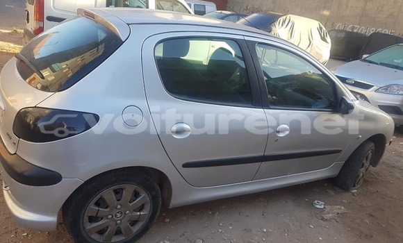 اشتري مستعمل Peugeot 206 Silver سيارة في ad-Dar-al-Bayda في Casablanca اشتري مستعمل Peugeot 206 Silver سيارة في ad-Dar-al-Bayda في Casablanca
