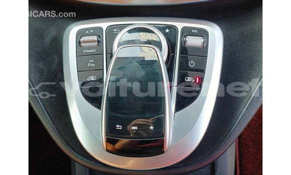 Acheter Import Voiture Mercedes-Benz 190 (W201) Autre à Import - Dubai, Agadir Acheter Import Voiture Mercedes-Benz 190 (W201) Autre à Import - Dubai, Agadir