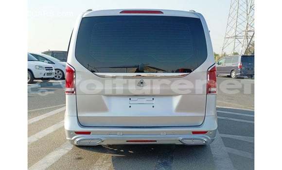 Acheter Import Voiture Mercedes-Benz 190 (W201) Autre à Import - Dubai, Agadir Acheter Import Voiture Mercedes-Benz 190 (W201) Autre à Import - Dubai, Agadir