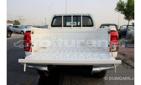 Buy Import Toyota Hilux White Car in Import - Dubai in Agadir Buy Import Toyota Hilux White Car in Import - Dubai in Agadir