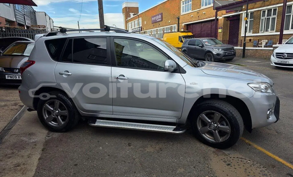 اشتري مستعمل Toyota RAV 4 Silver سيارة في Rabat في Rabat-salé-kénitra اشتري مستعمل Toyota RAV 4 Silver سيارة في Rabat في Rabat-salé-kénitra
