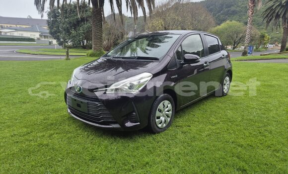 اشتري مستعمل Toyota Vitz Black سيارة في Bir Rashid في Chaouia-Ouardigha اشتري مستعمل Toyota Vitz Black سيارة في Bir Rashid في Chaouia-Ouardigha