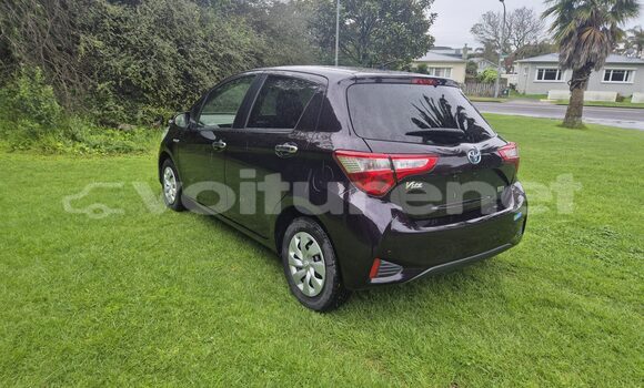 اشتري مستعمل Toyota Vitz Black سيارة في Bir Rashid في Chaouia-Ouardigha اشتري مستعمل Toyota Vitz Black سيارة في Bir Rashid في Chaouia-Ouardigha