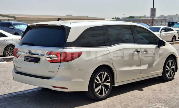 اشتري مستعمل Honda Odyssey White سيارة في Rabat في Rabat-salé-kénitra اشتري مستعمل Honda Odyssey White سيارة في Rabat في Rabat-salé-kénitra