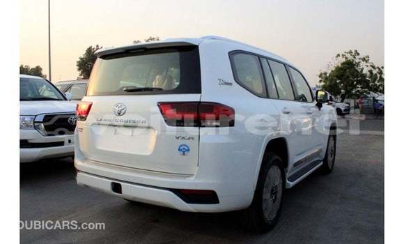 Acheter Import Voiture Toyota Land Cruiser Blanc à Import - Dubai, Agadir Acheter Import Voiture Toyota Land Cruiser Blanc à Import - Dubai, Agadir